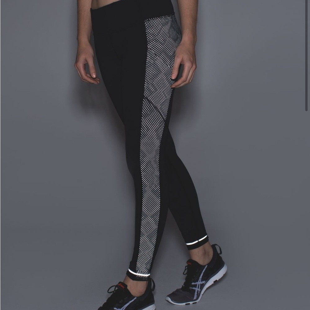 Lululemon Speed Tight IV Reflective Reptile Kill The Lights Leggings size 4